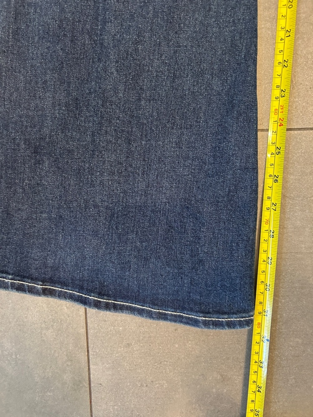 True Religion Charlie Mid Rise Seamed Flare Jeans - Picture 14 of 14
